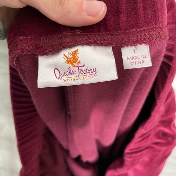 Quacker Factory Cranberry Pants Large Velvet Velour - Picture 2 of 5